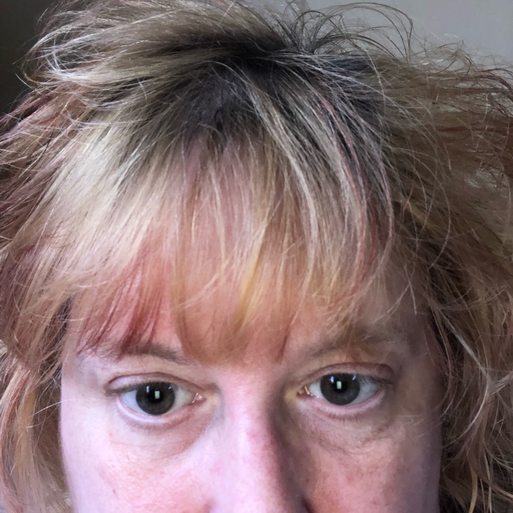 Meet your Posher, Debbie